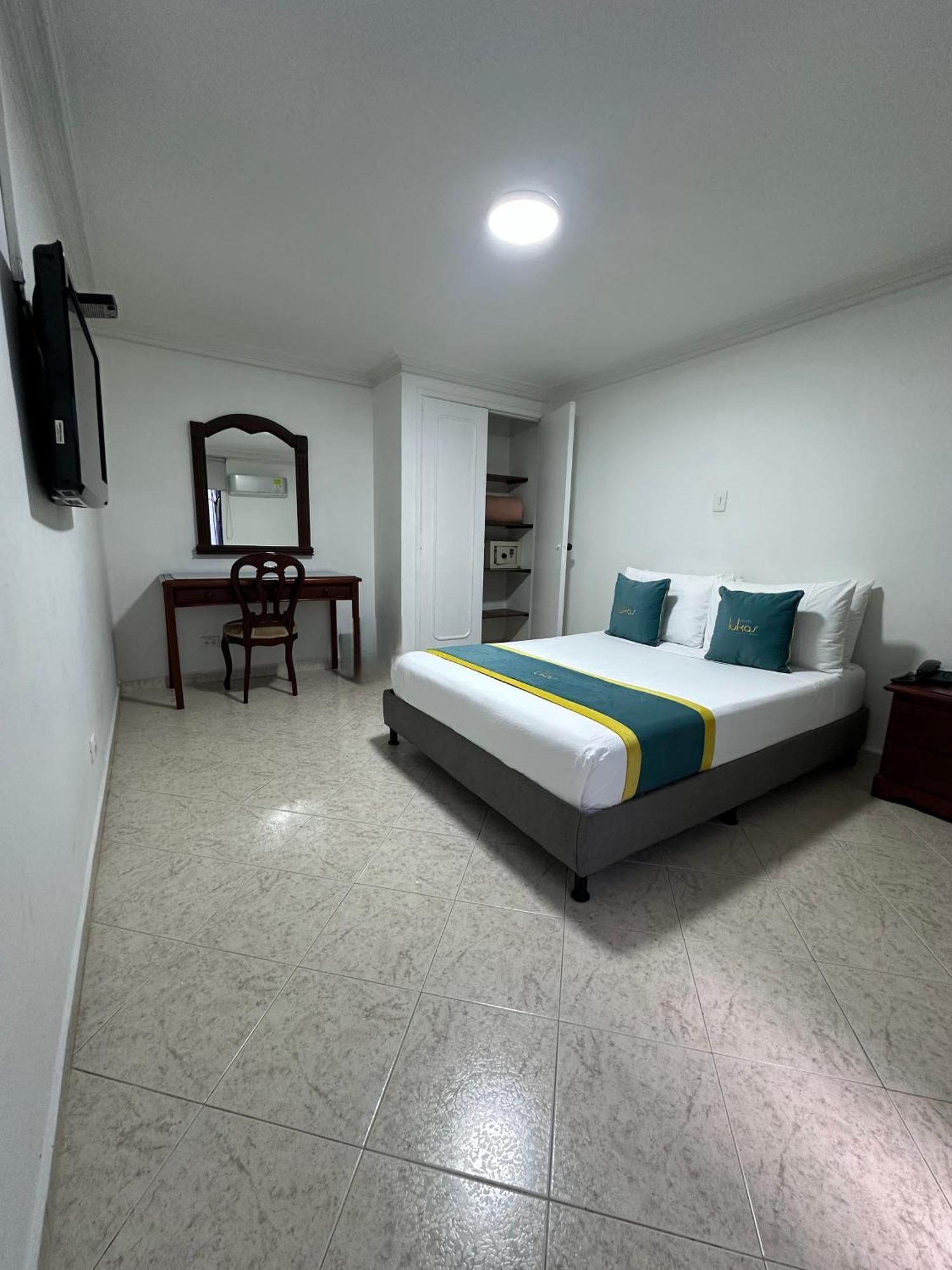 Hotel Lukas Medellín Dış mekan fotoğraf