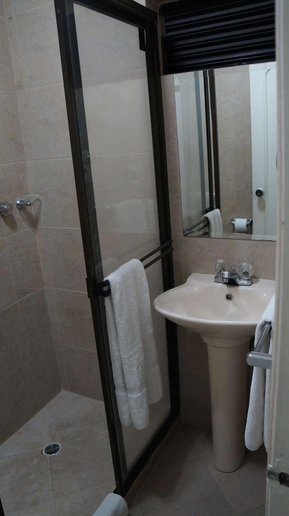 Hotel Lukas Medellín Dış mekan fotoğraf
