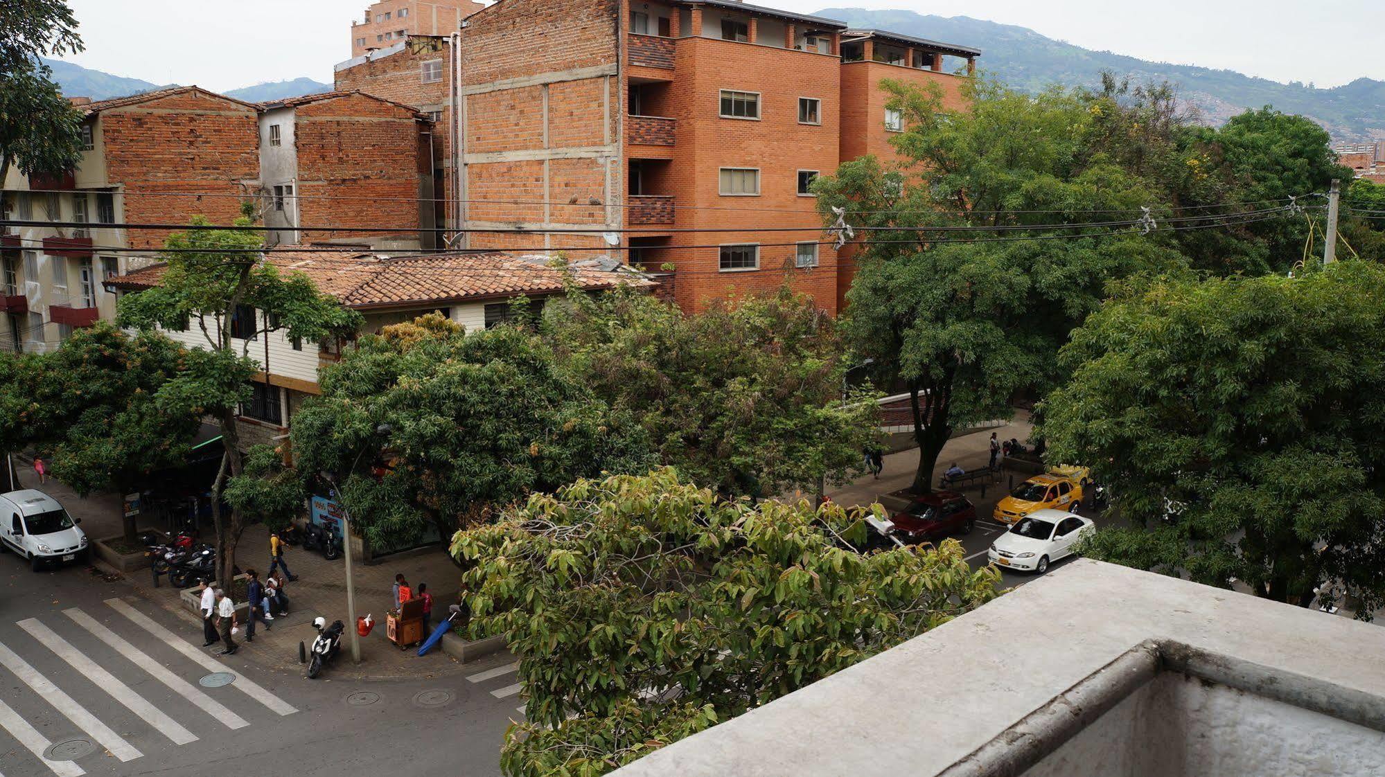 Hotel Lukas Medellín Dış mekan fotoğraf